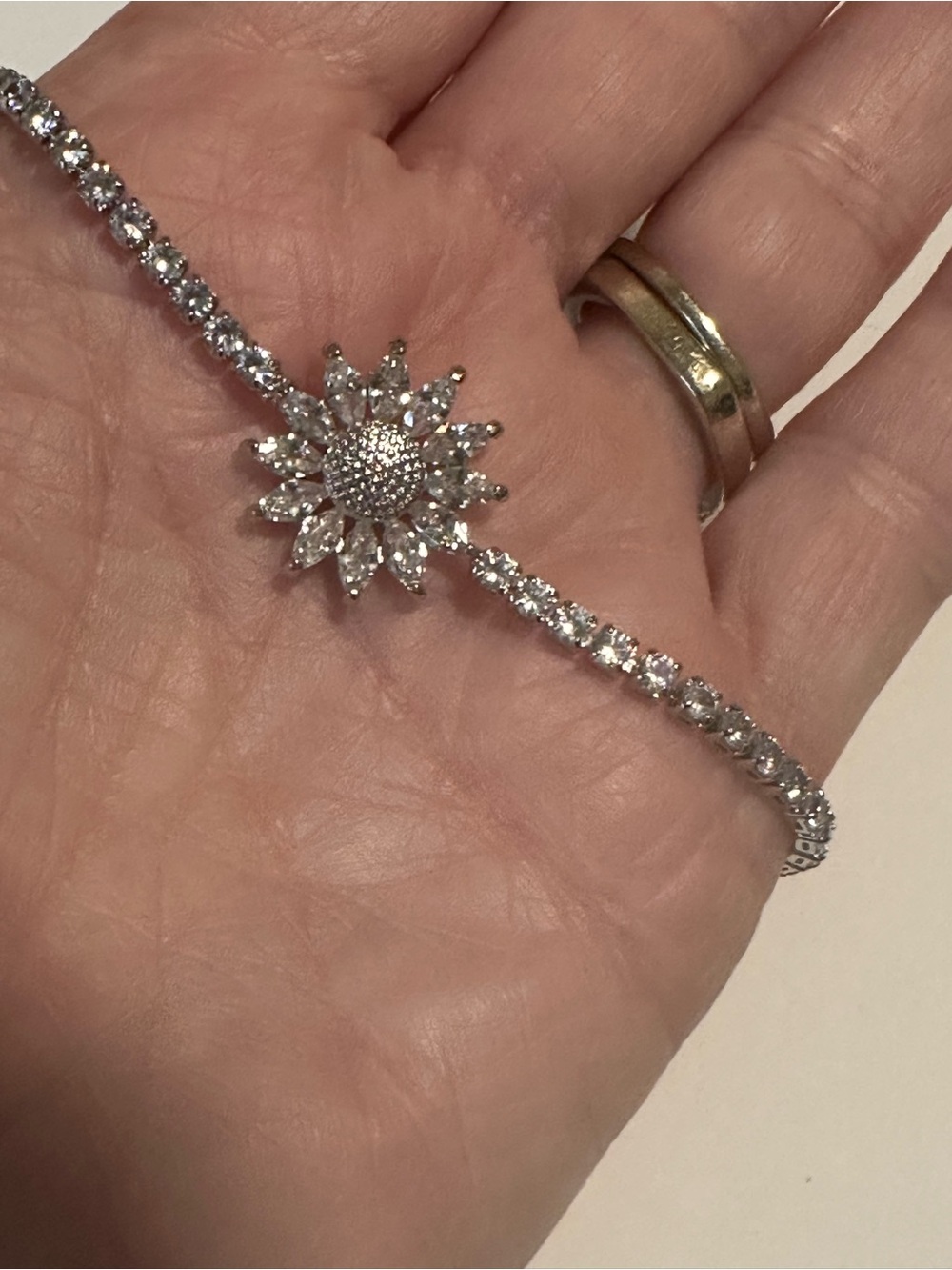 Crystal silver Floral adjustable Bracelet